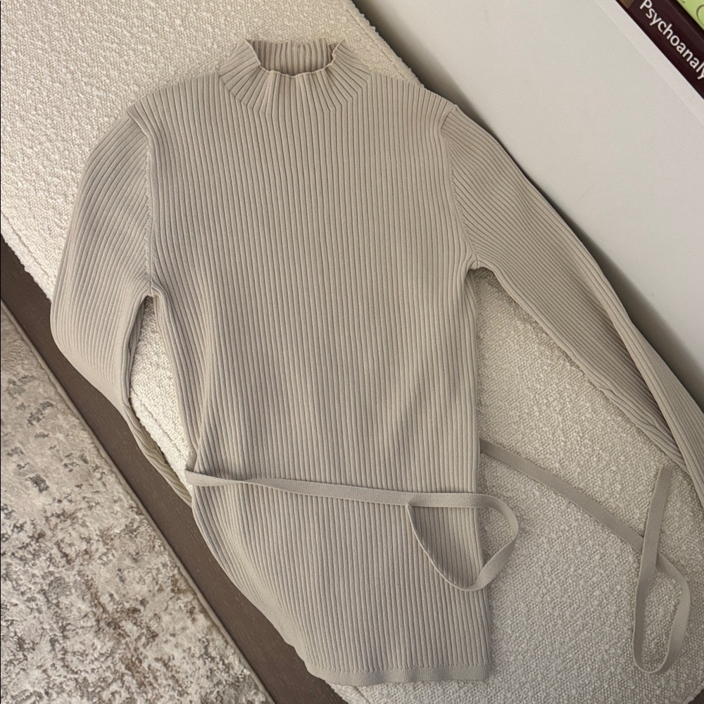 Aritzia Cream Ribbed Sweater